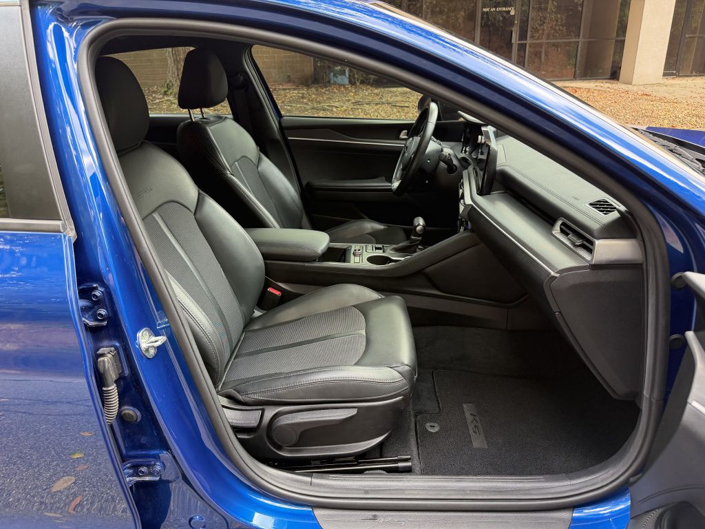 2023 Kia K5 Image 18