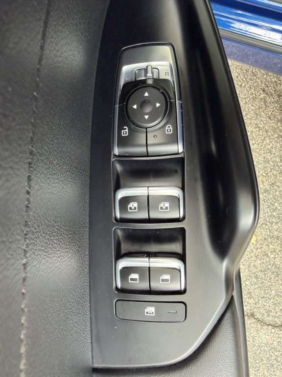 2023 Kia K5 Image 21