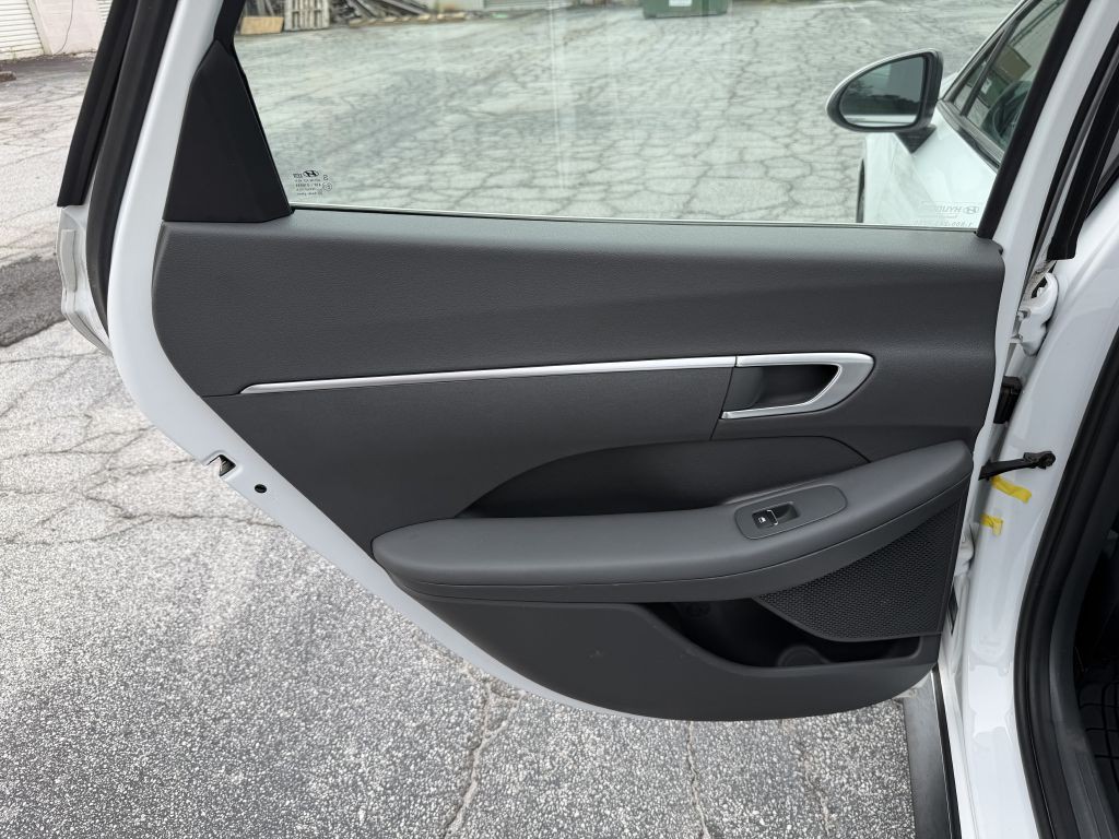 2021 Hyundai Sonata Image 12