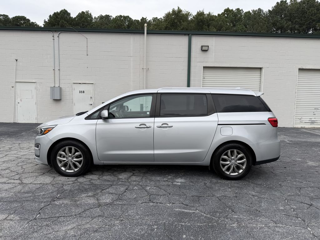 2021 Kia Sedona Image 7