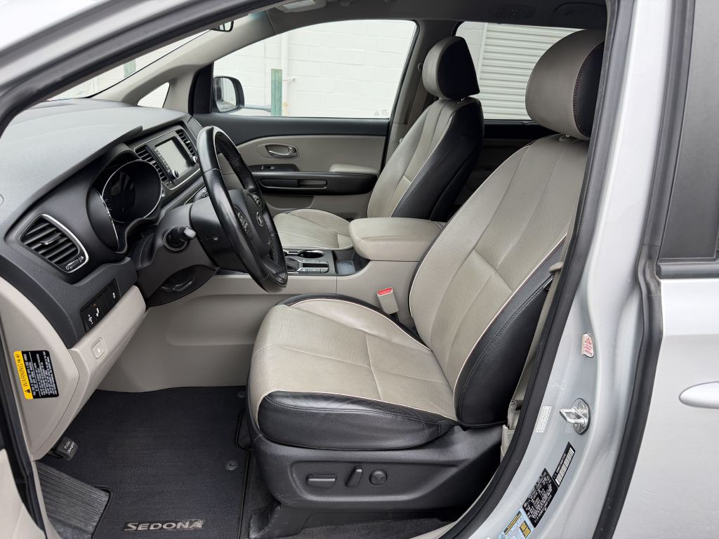 2021 Kia Sedona Image 10