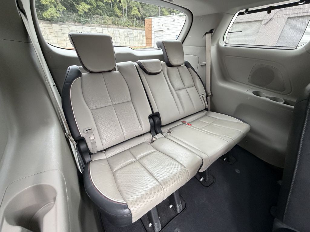 2021 Kia Sedona Image 14