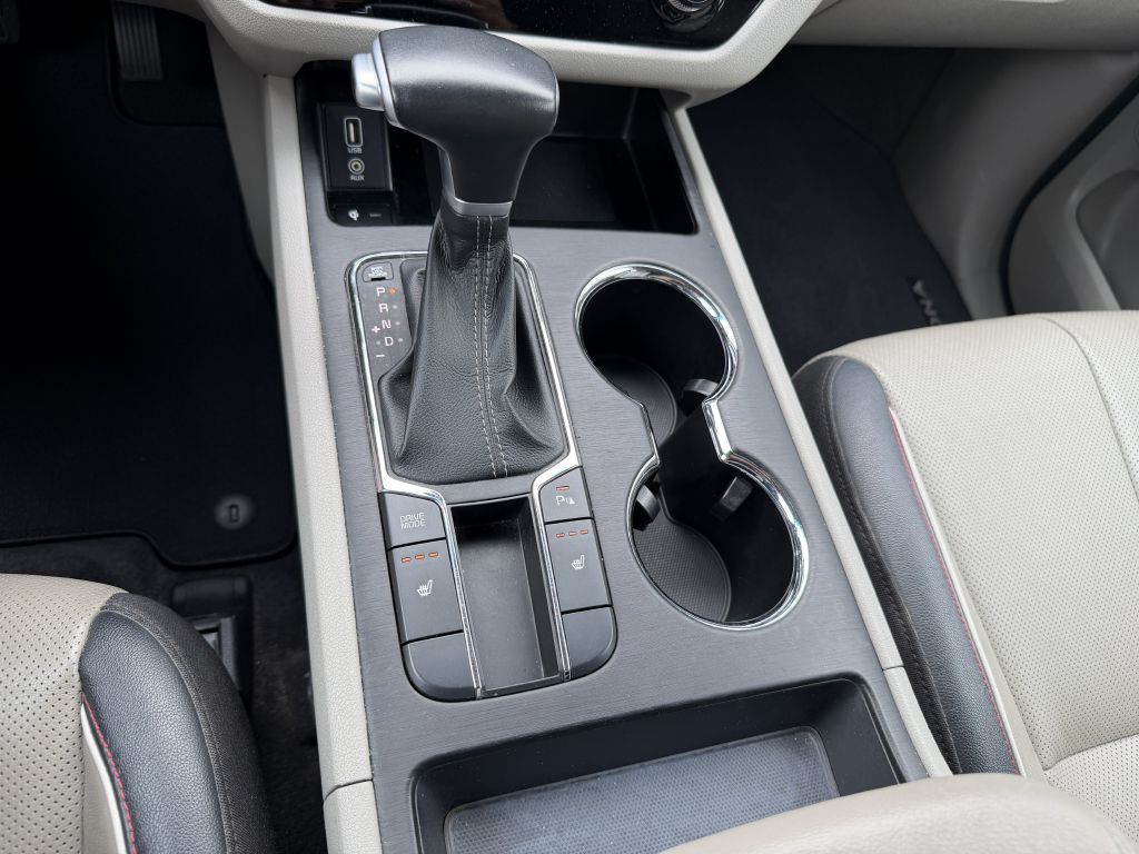 2021 Kia Sedona Image 27