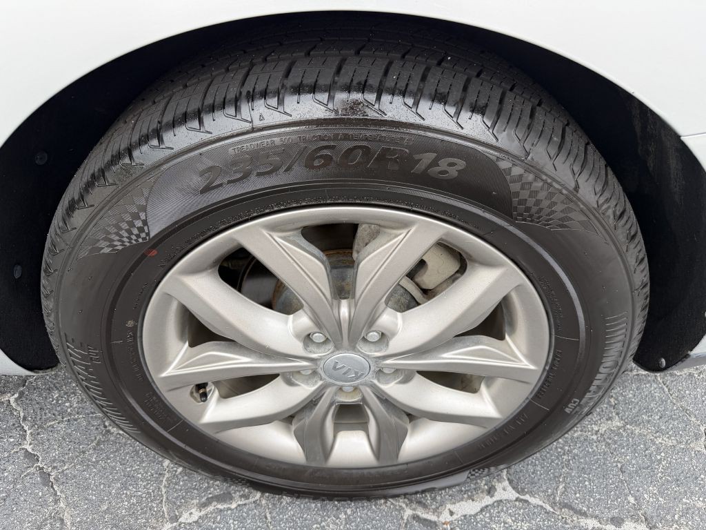 2021 Kia Sedona Image 33