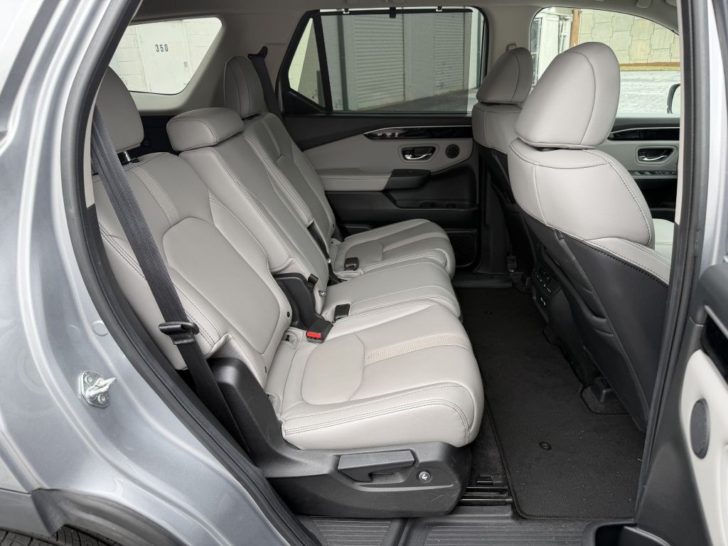 2023 Honda Pilot Image 16