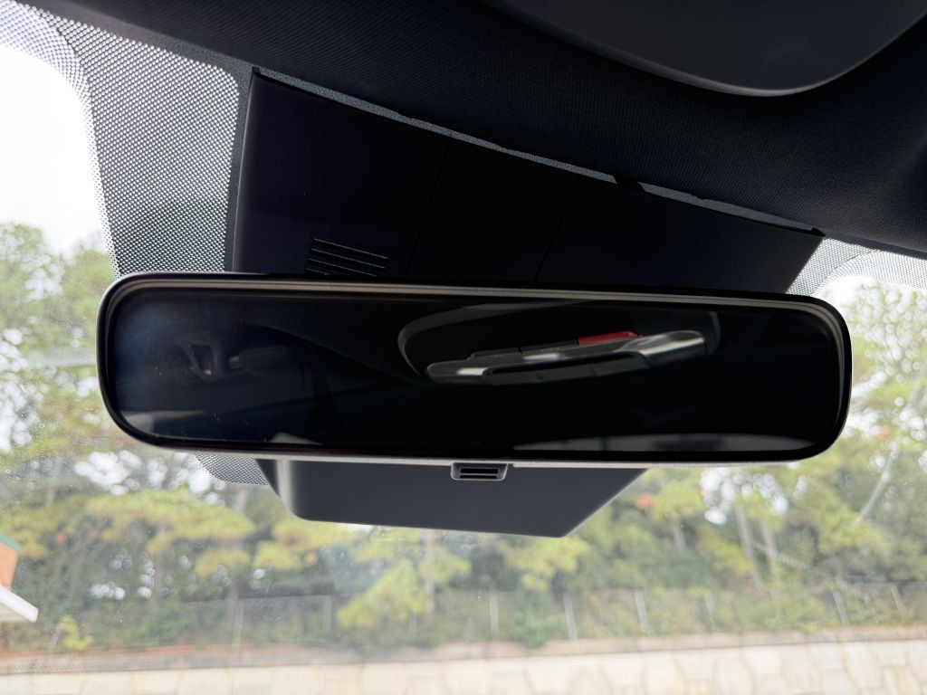 2023 Kia K5 Image 32