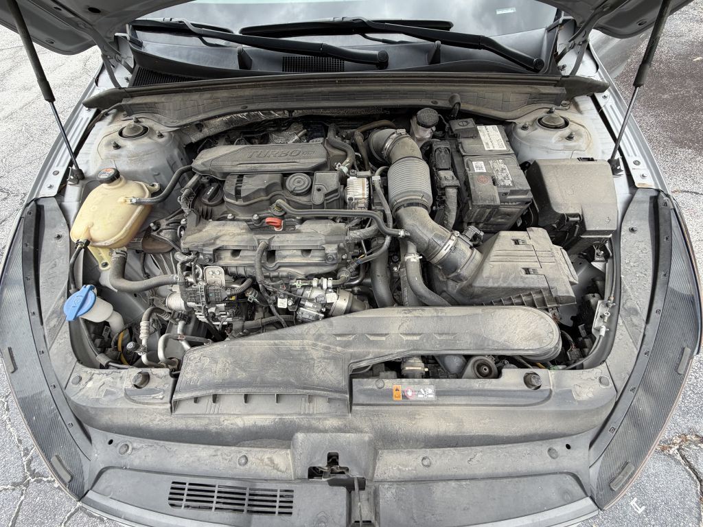 2023 Kia K5 Image 38