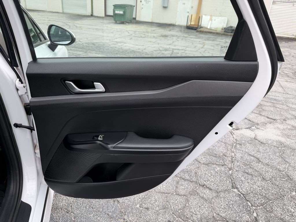 2021 Kia K5 Image 15