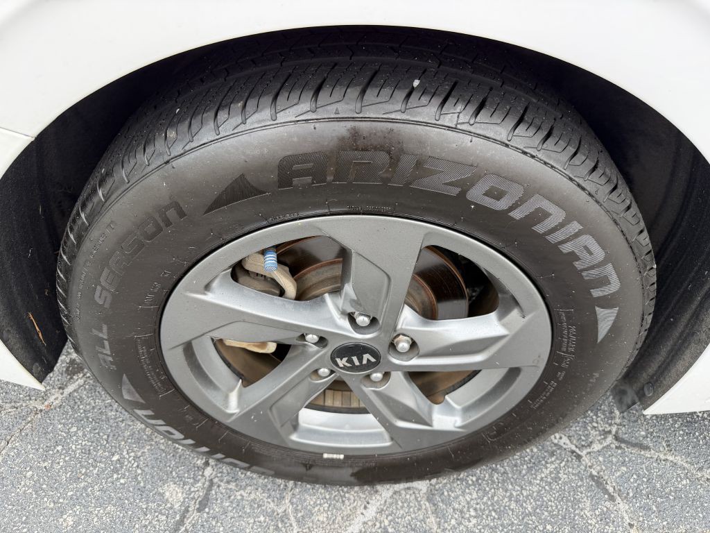 2021 Kia K5 Image 31