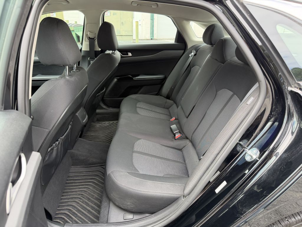 2024 Kia K5 Image 13