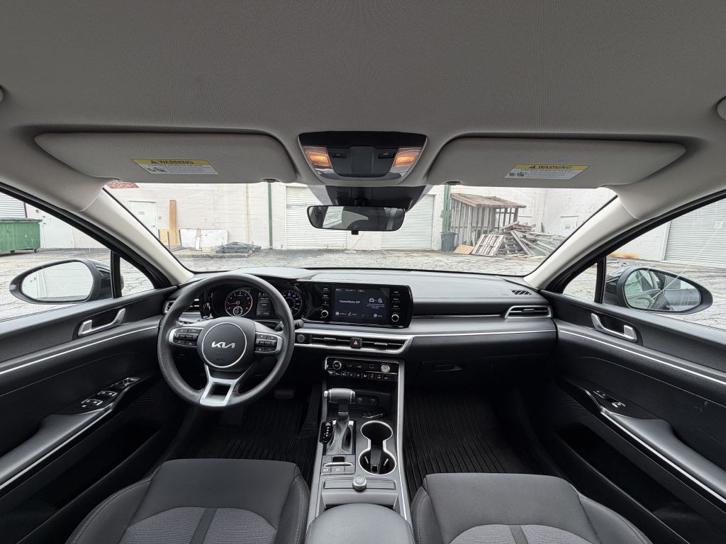 2024 Kia K5 Image 20