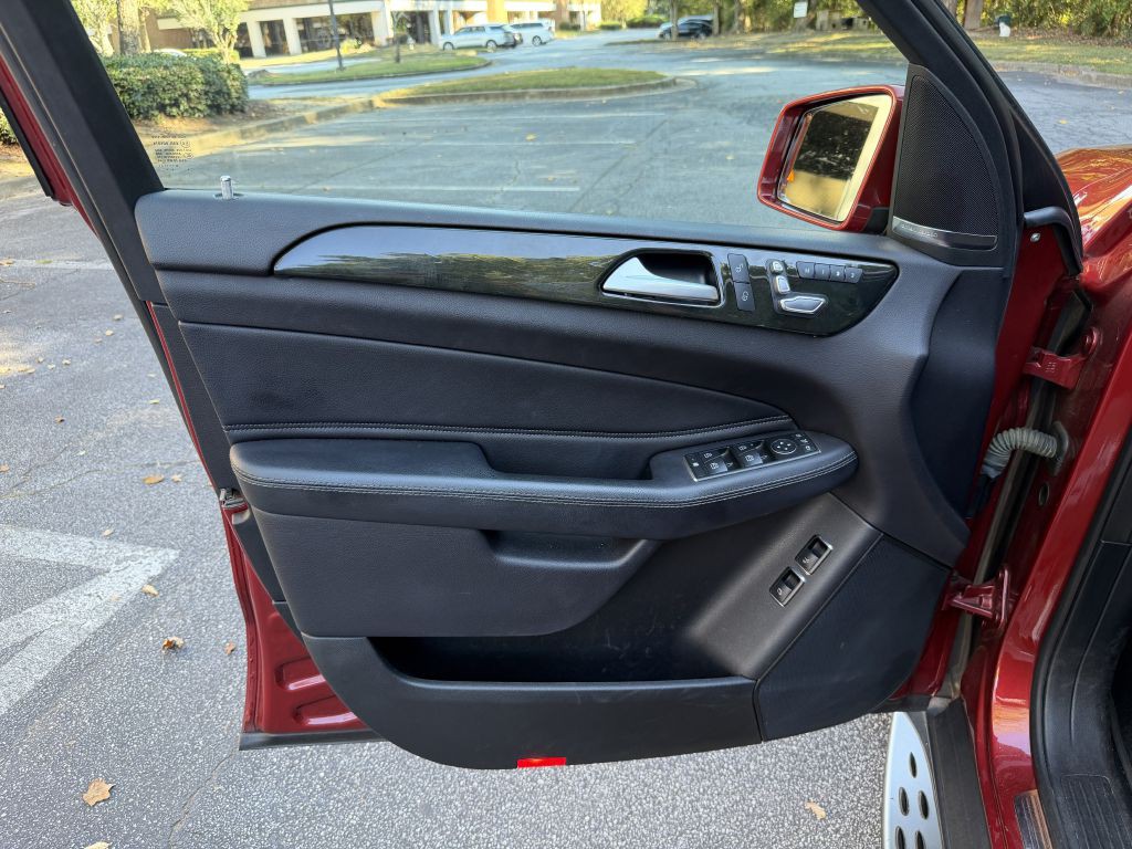 2017 Mercedes-Benz GLS-Class Image 10