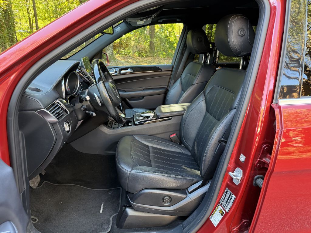 2017 Mercedes-Benz GLS-Class Image 11