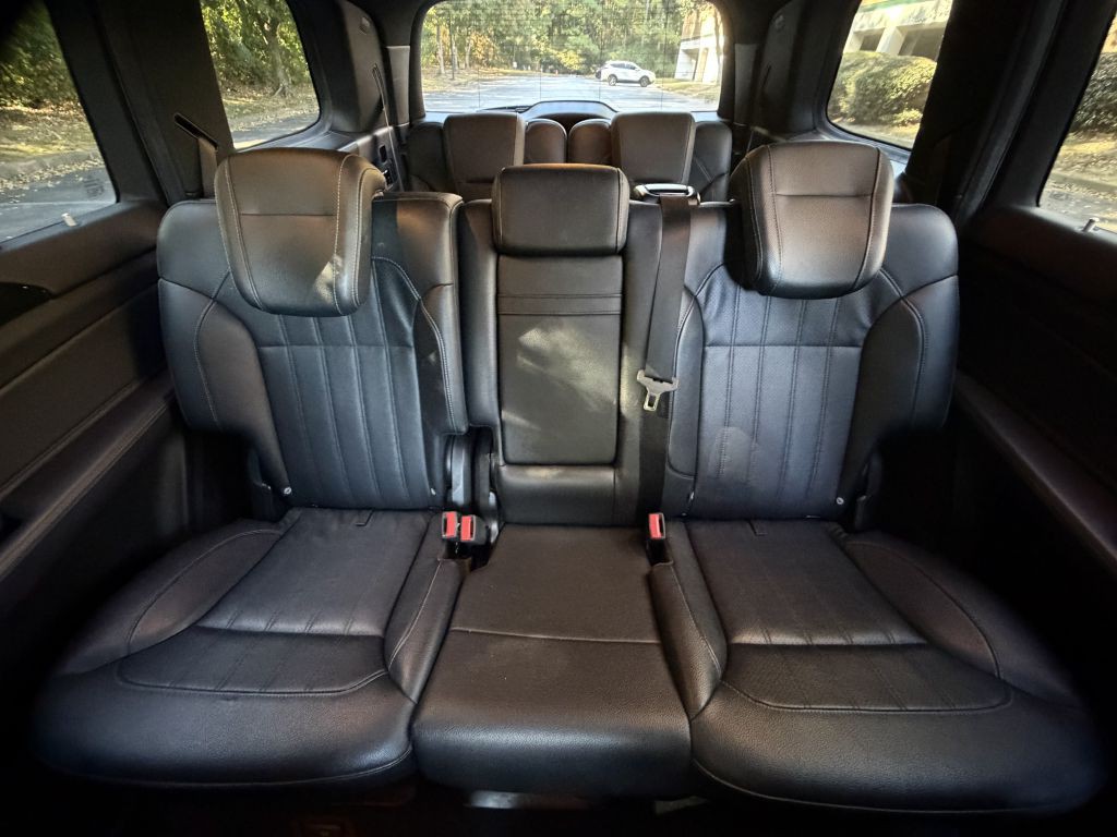 2017 Mercedes-Benz GLS-Class Image 24