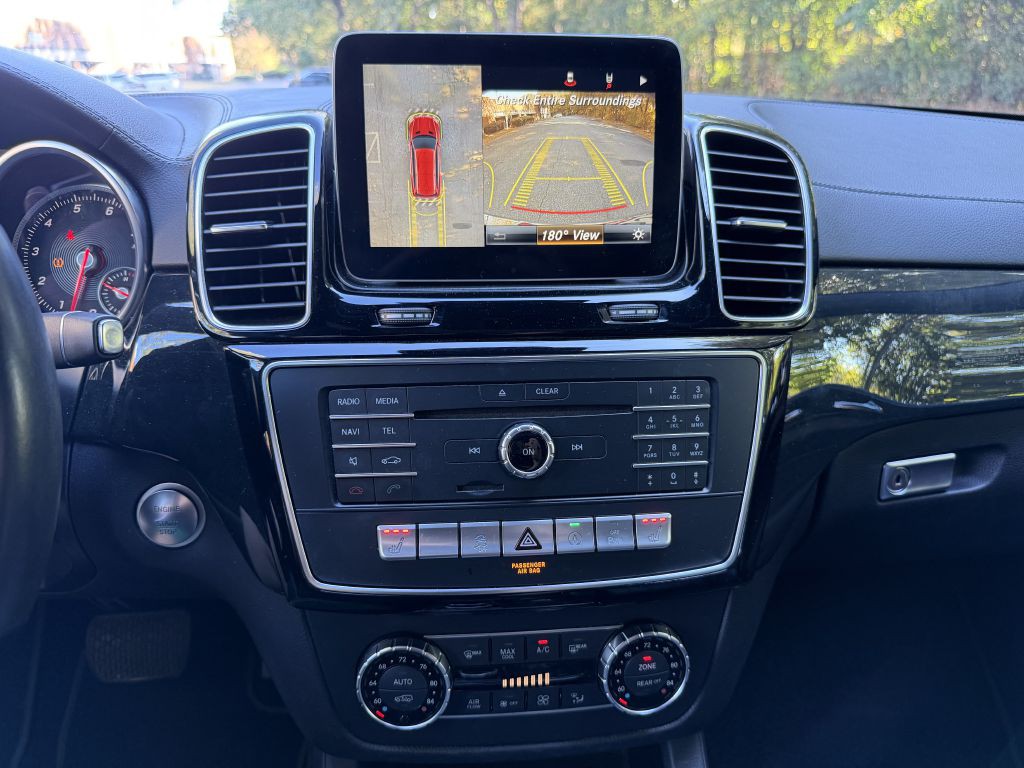 2017 Mercedes-Benz GLS-Class Image 32