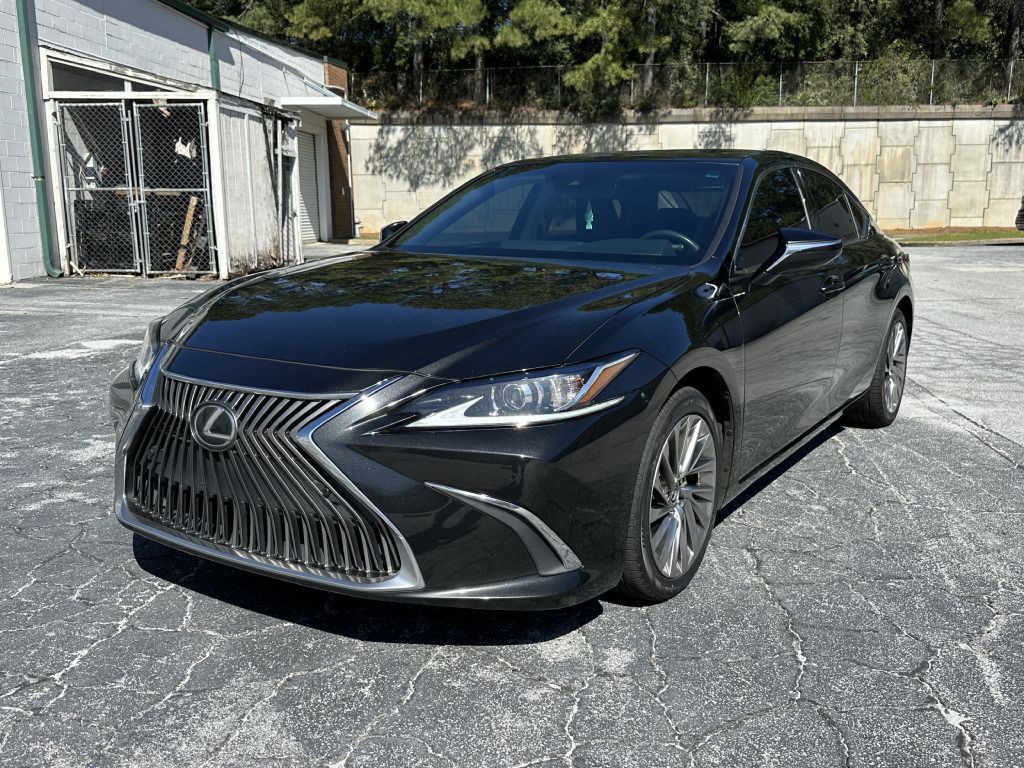 2019 Lexus ES Image 1
