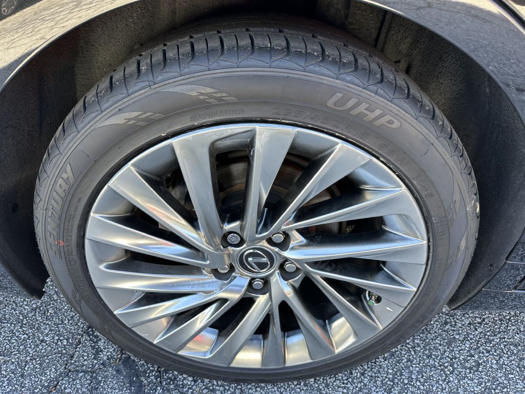 2019 Lexus ES Image 39
