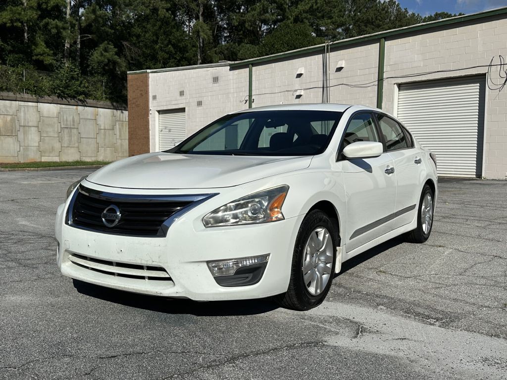 2015 Nissan Altima Image 1