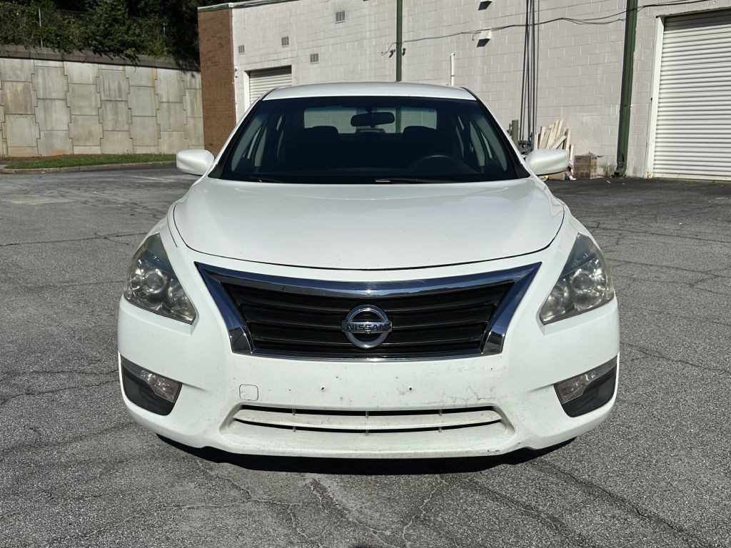 2015 Nissan Altima Image 2