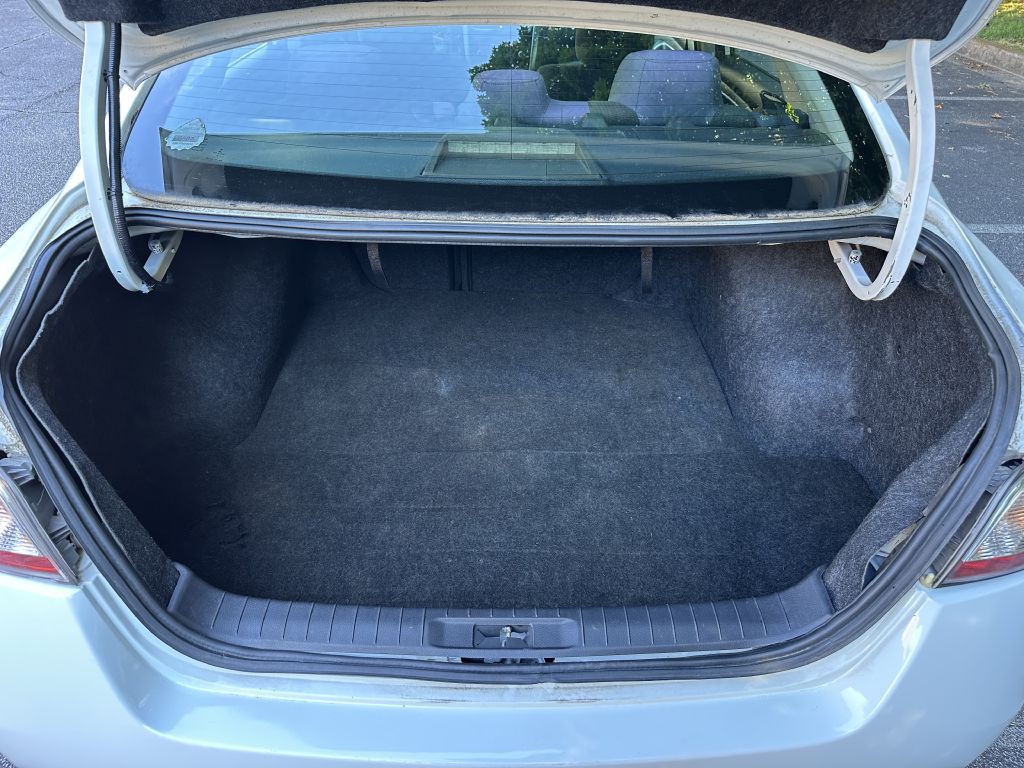 2015 Nissan Altima Image 15