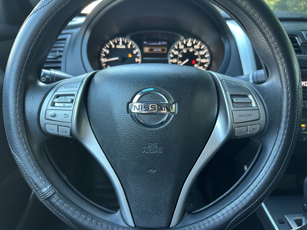 2015 Nissan Altima Image 24