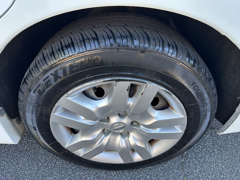 2015 Nissan Altima Image 34
