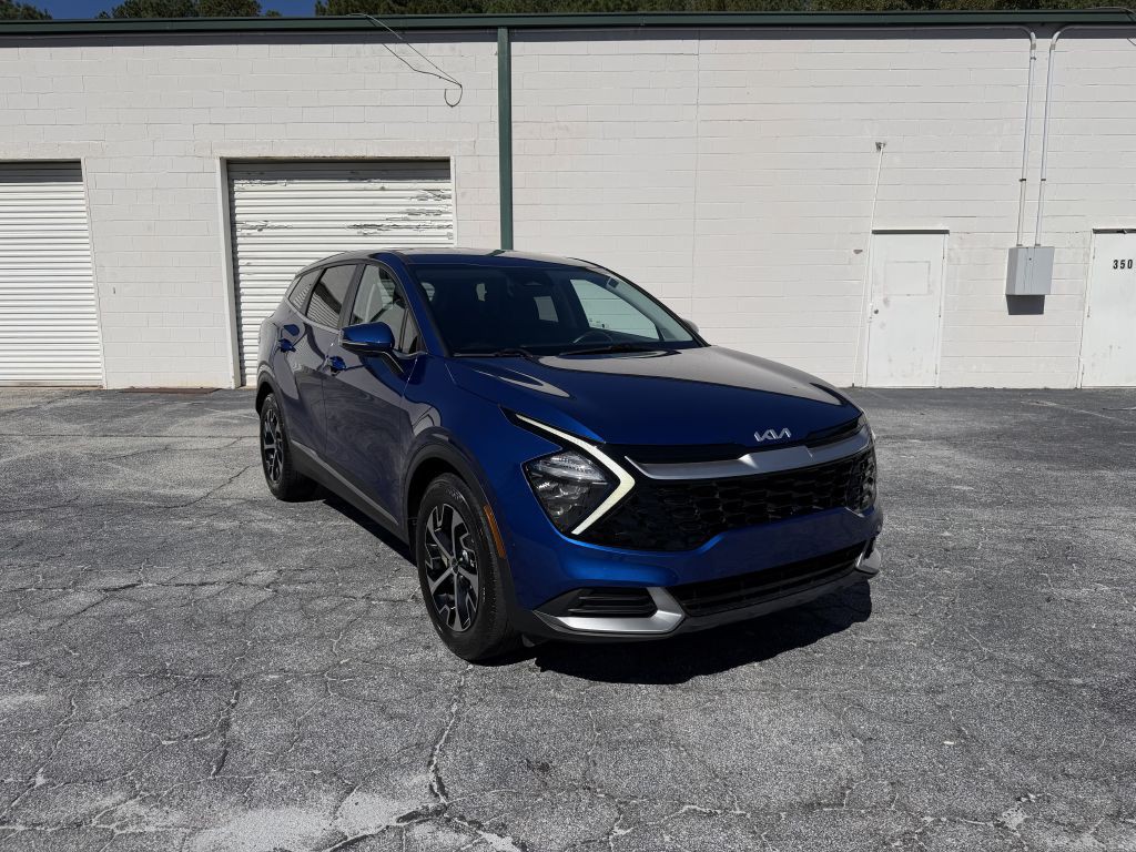 2023 Kia Sportage Image 3