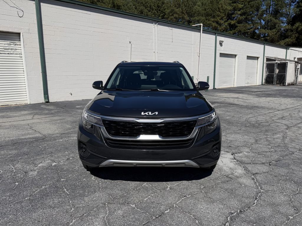 2023 Kia Seltos Image 2