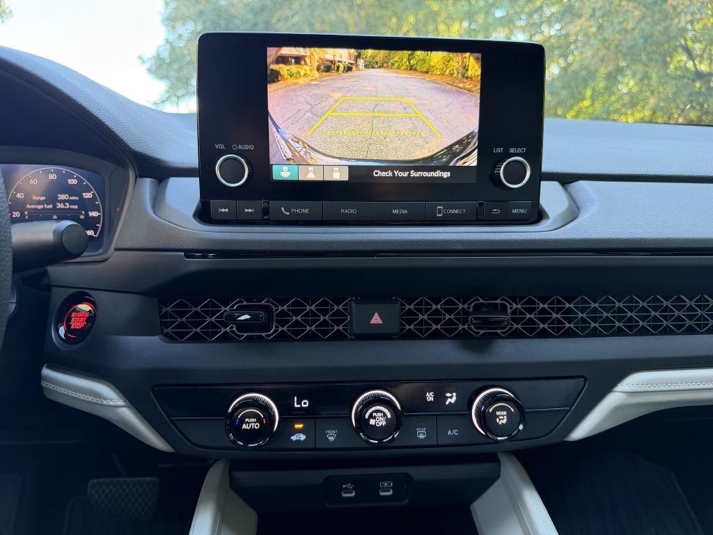 2023 Honda Accord Image 31