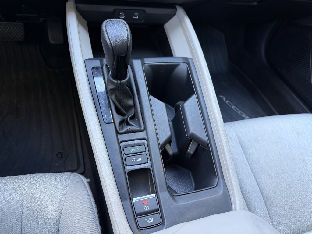 2023 Honda Accord Image 32