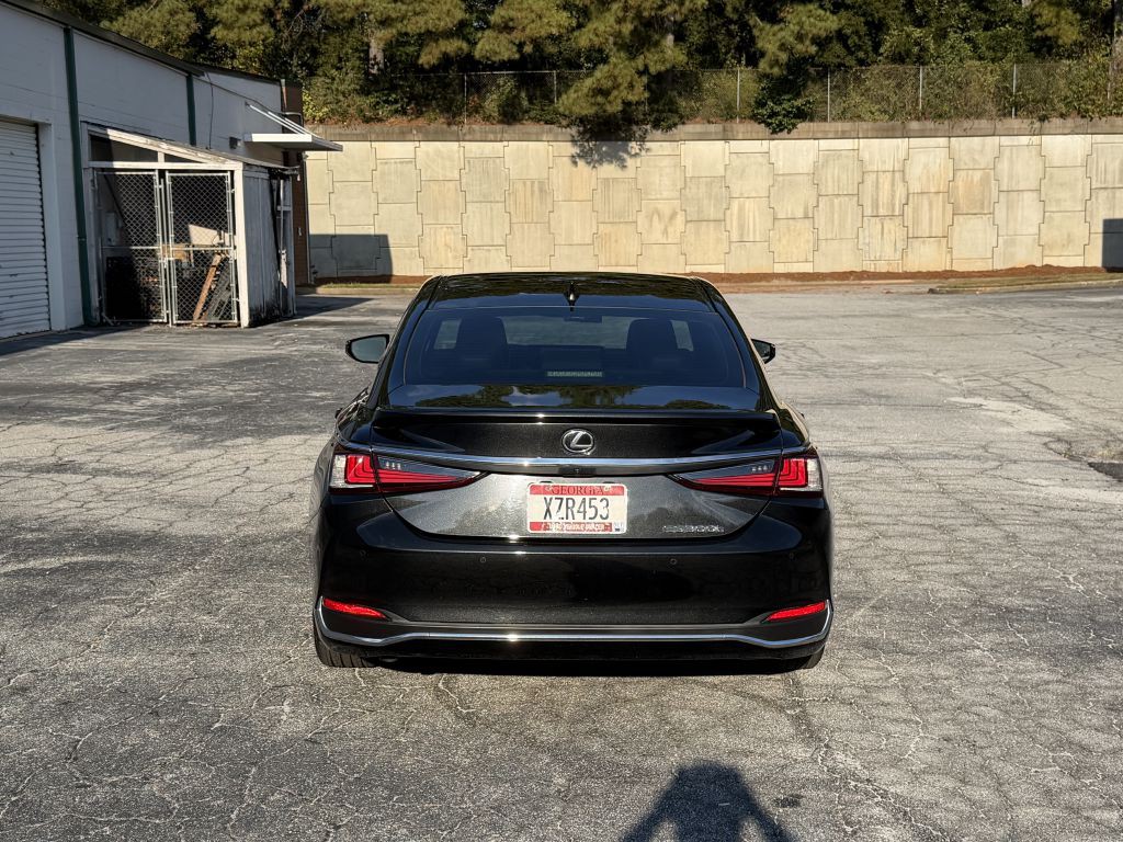 2023 Lexus ES Image 6