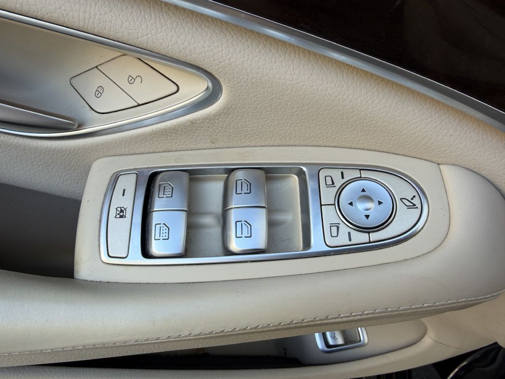 2018 Mercedes-Benz S-Class Image 24