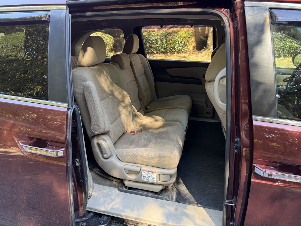 2016 Honda Odyssey Image 15