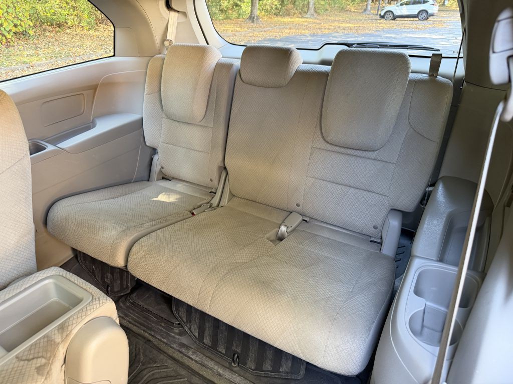 2016 Honda Odyssey Image 21