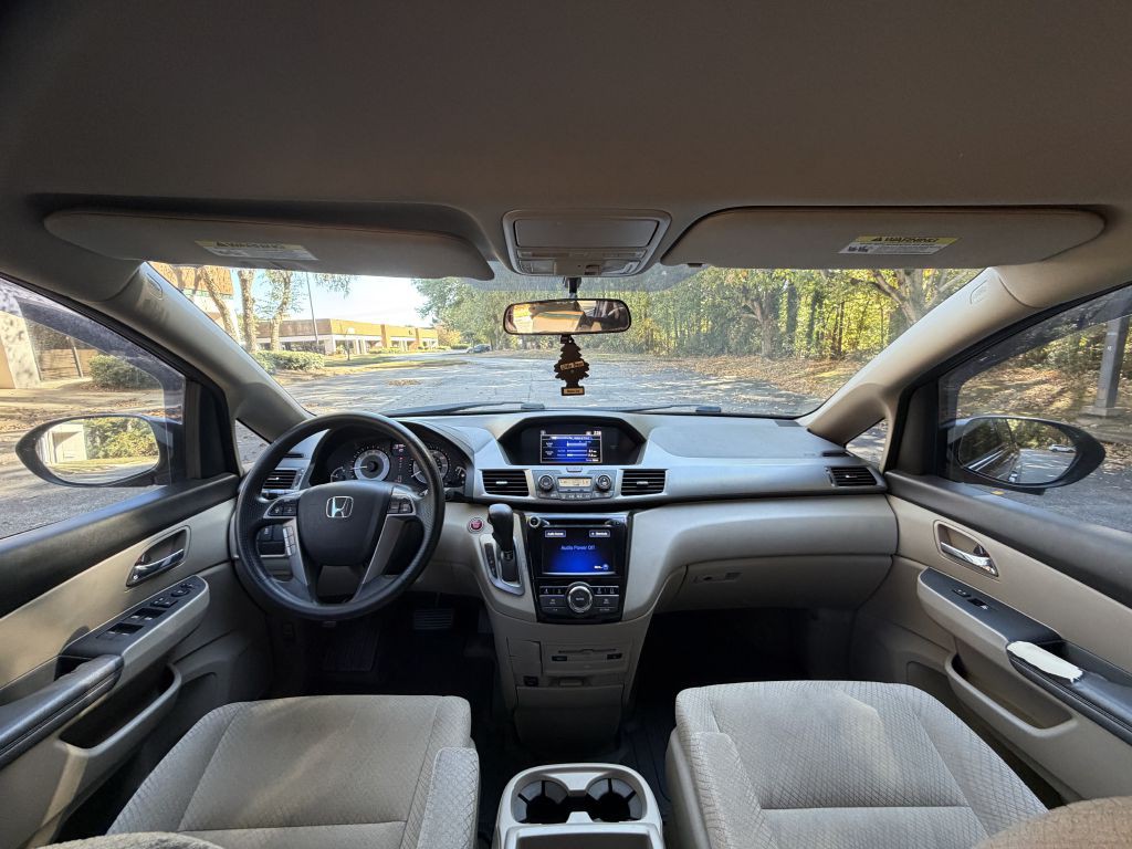 2016 Honda Odyssey Image 22