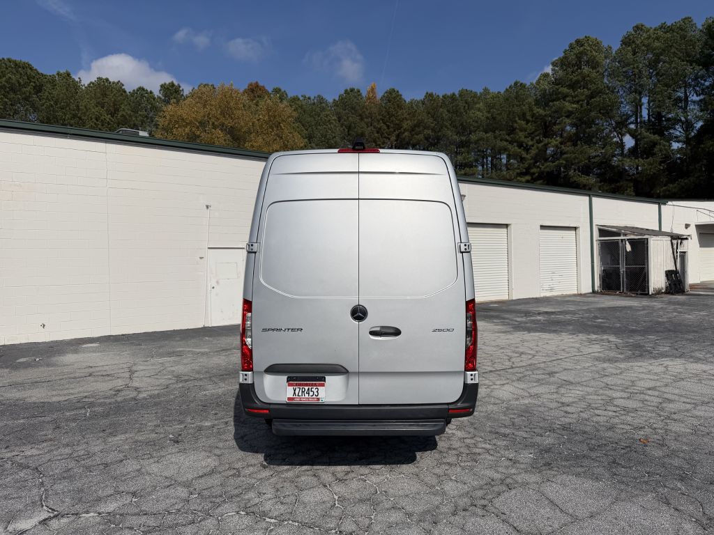 2022 Mercedes-Benz Sprinter Image 6