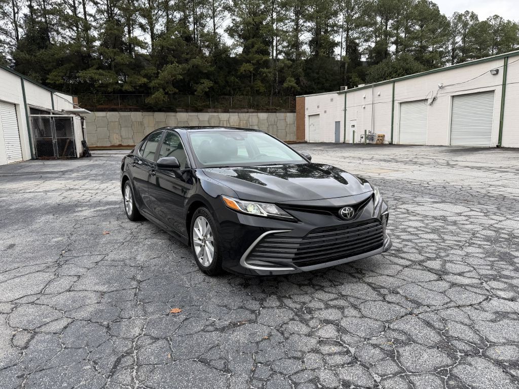 2023 Toyota Camry Image 3