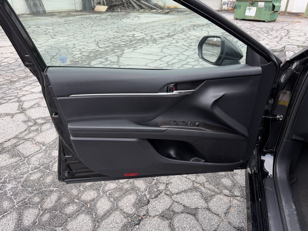 2023 Toyota Camry Image 10