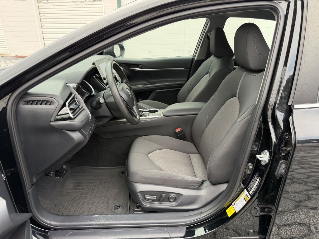 2023 Toyota Camry Image 11