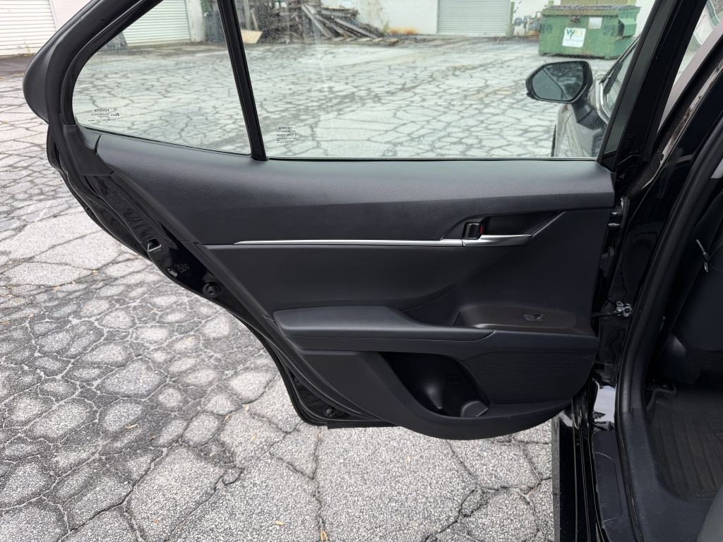 2023 Toyota Camry Image 12