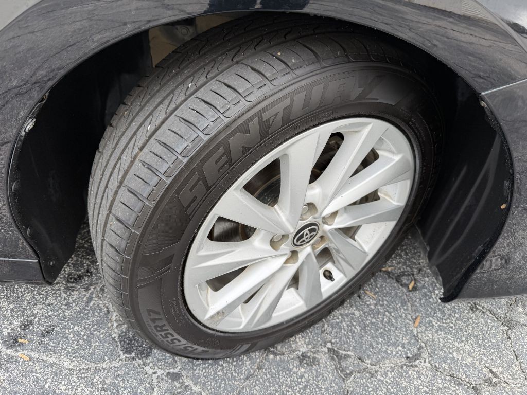 2023 Toyota Camry Image 34