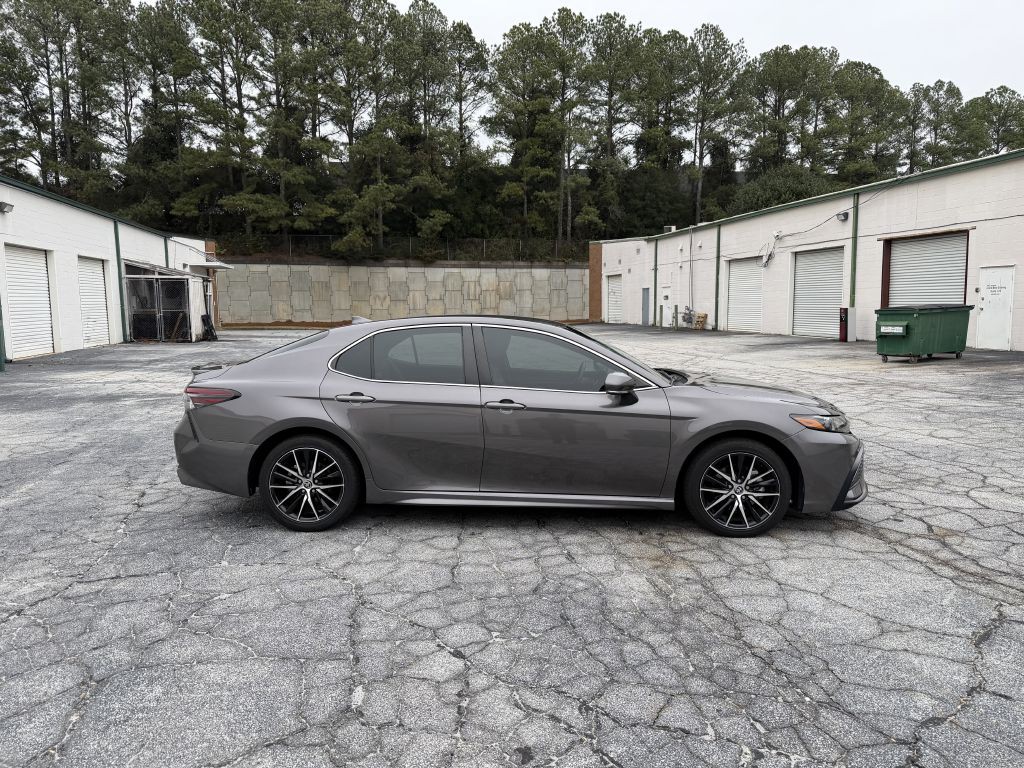 2023 Toyota Camry Image 4