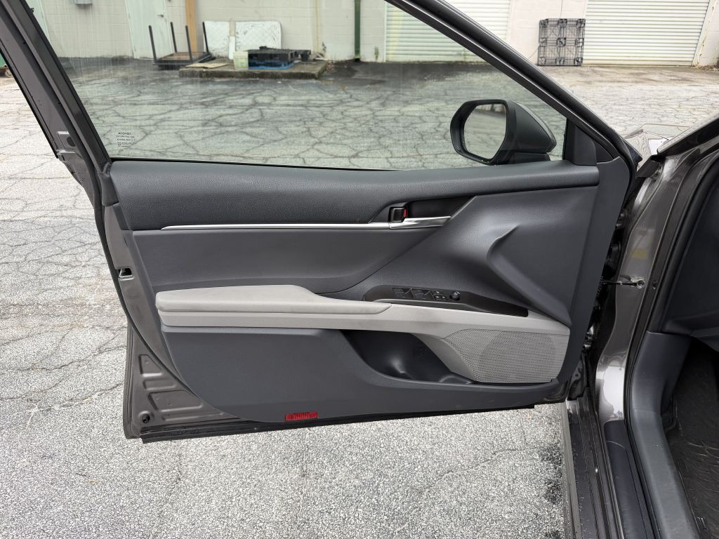 2023 Toyota Camry Image 10