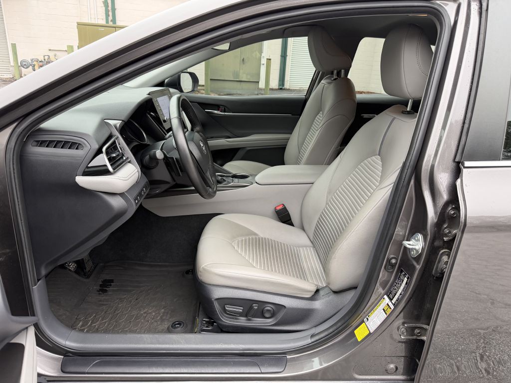 2023 Toyota Camry Image 11