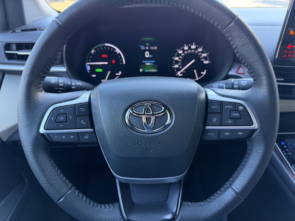 2023 Toyota Sienna Image 21