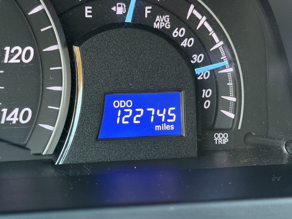 2014 Toyota Camry Image 25