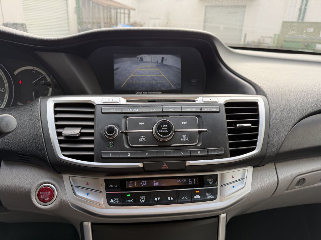 2013 Honda Accord Image 23