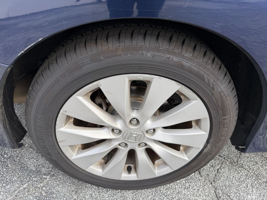 2013 Honda Accord Image 28