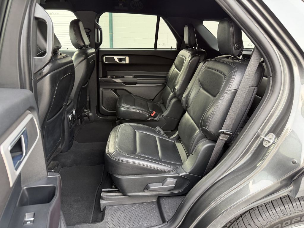 2020 Ford Explorer Image 13