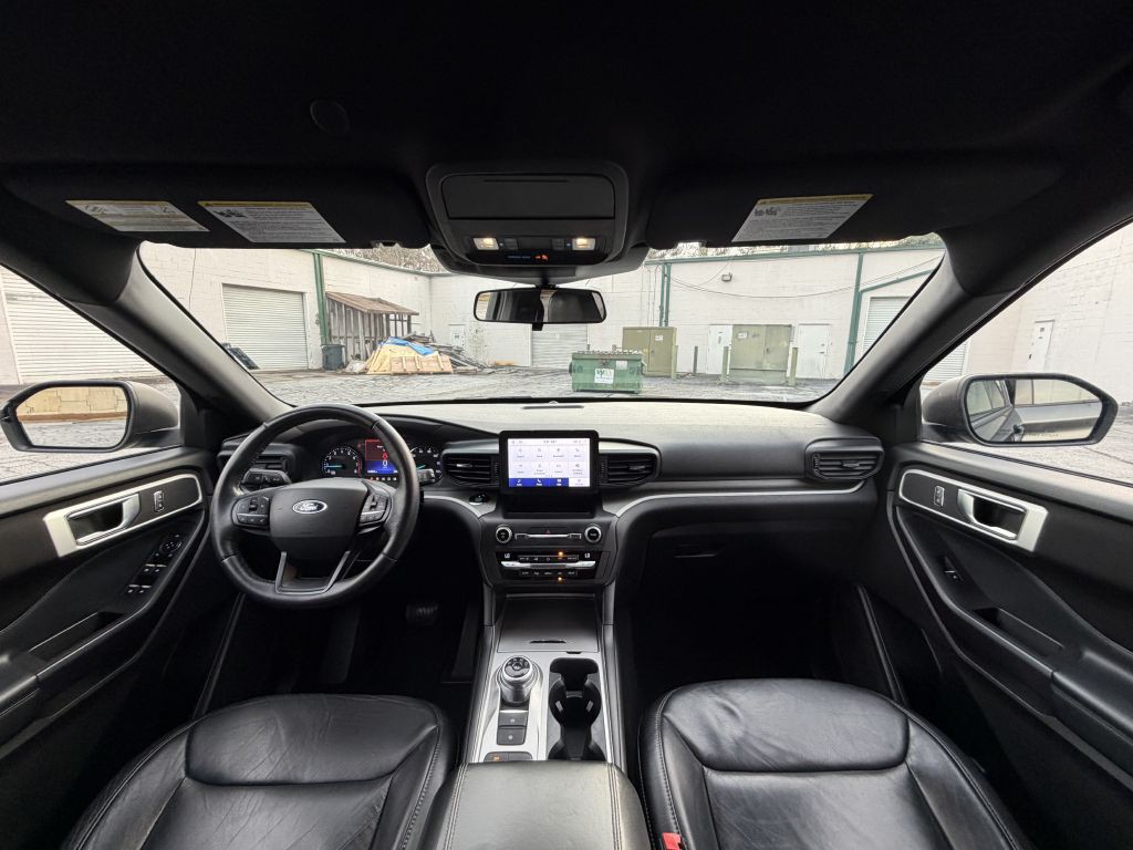 2020 Ford Explorer Image 21